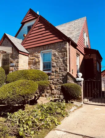 $4,800 | 50-03 Bell Boulevard | Bayside