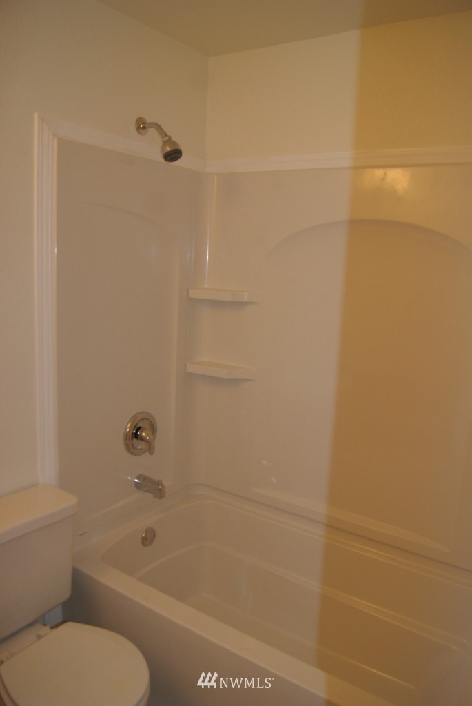 4300 Northeast Sunset Boulevard, Unit A3 Renton, WA 98059 - Photo 7 of 10 Gallery Image 7