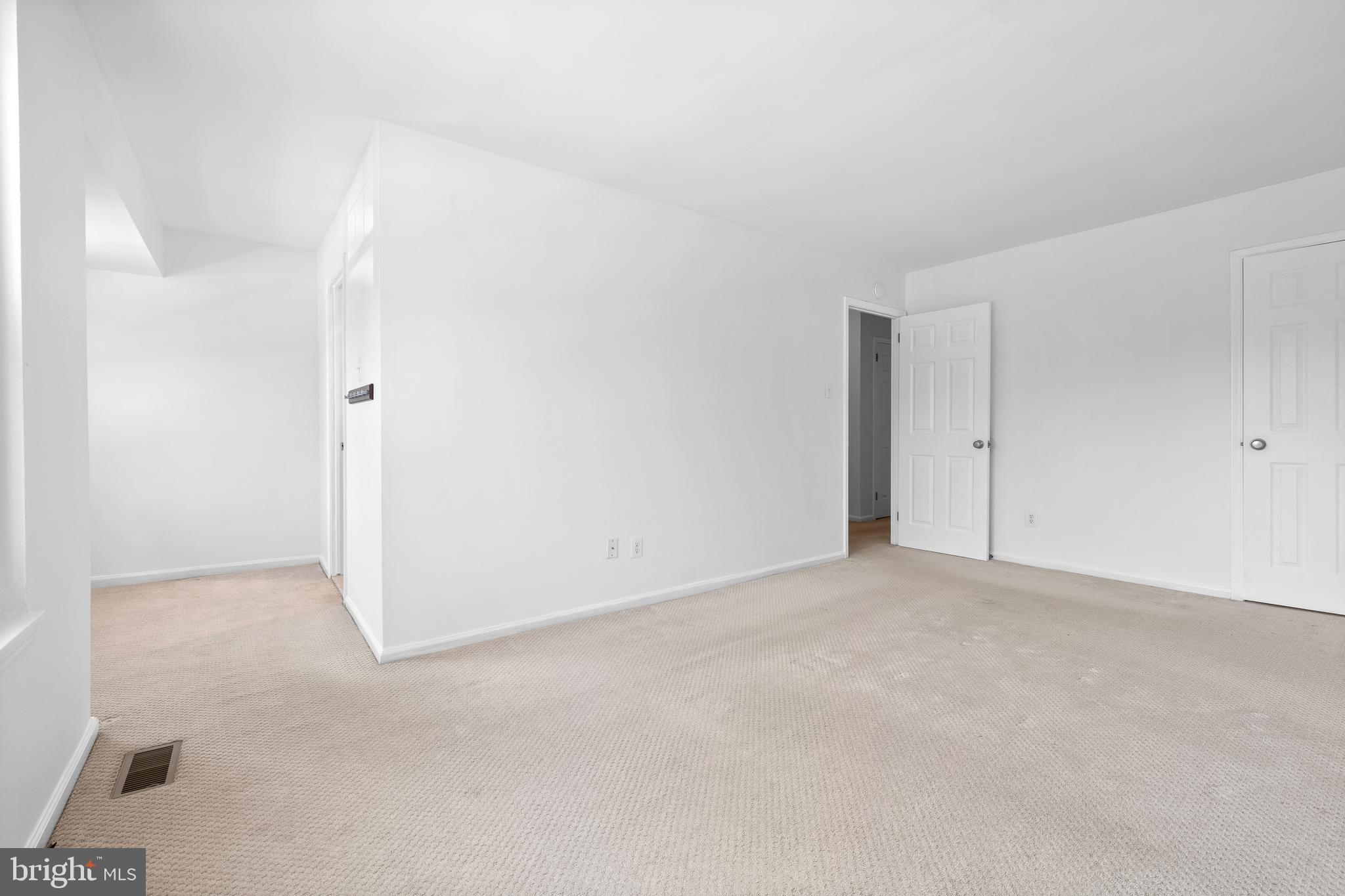 7 Ramsgate Court, Unit 209 U7 Blue Bell, PA 19422 - Photo 13 of 32