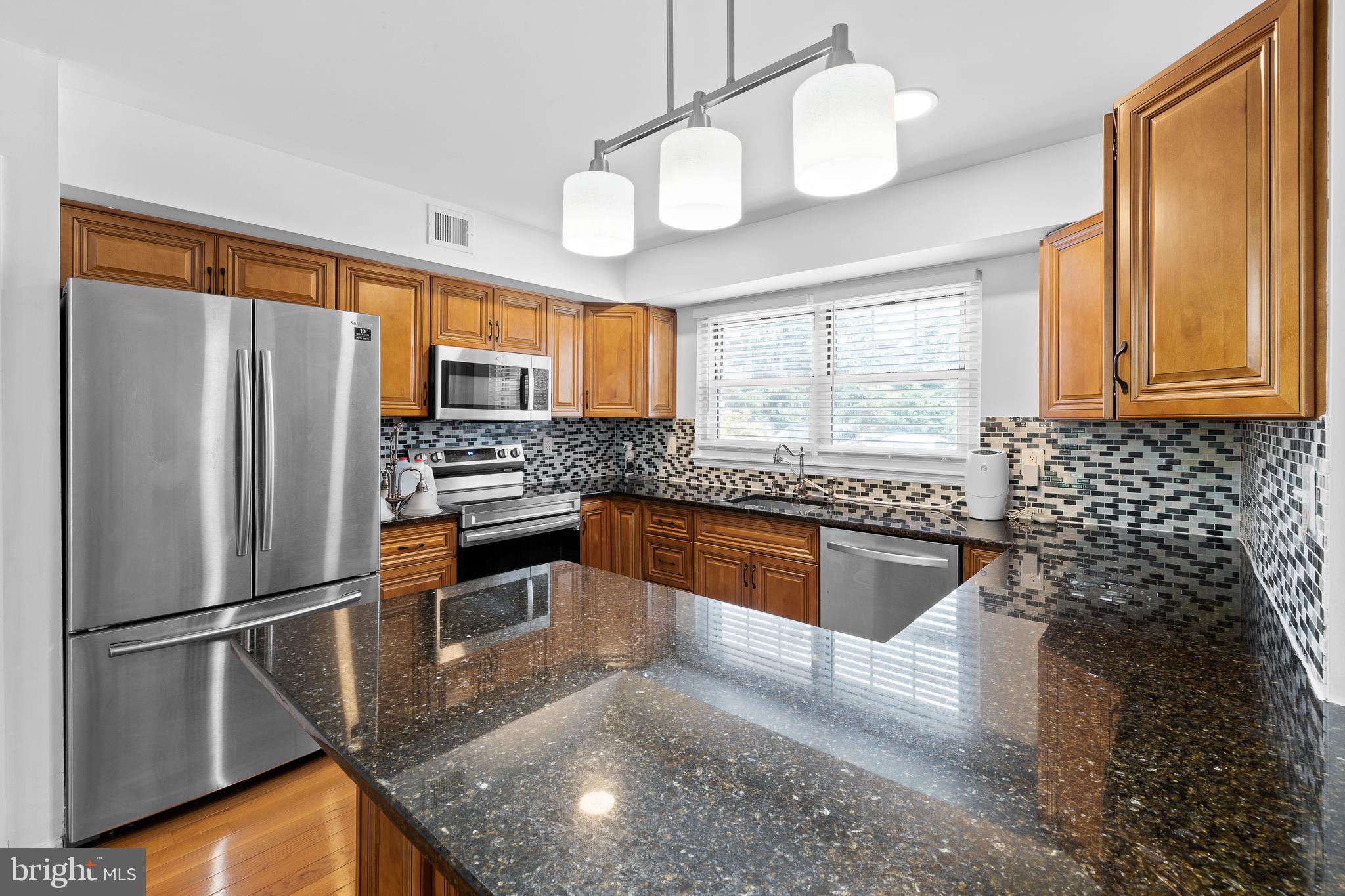 7 Ramsgate Court, Unit 209 U7 Blue Bell, PA 19422 - Photo 6 of 32