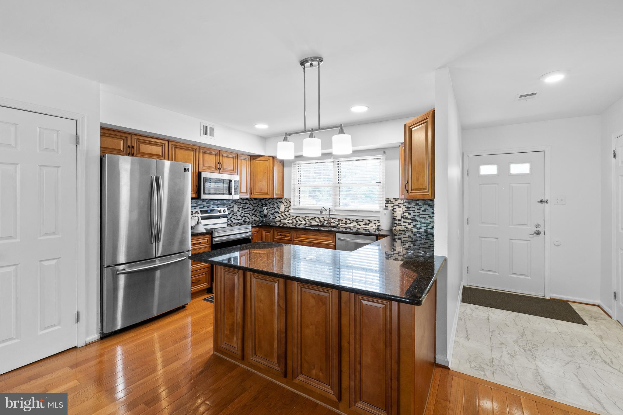 7 Ramsgate Court, Unit 209 U7 Blue Bell, PA 19422 - Photo 7 of 32