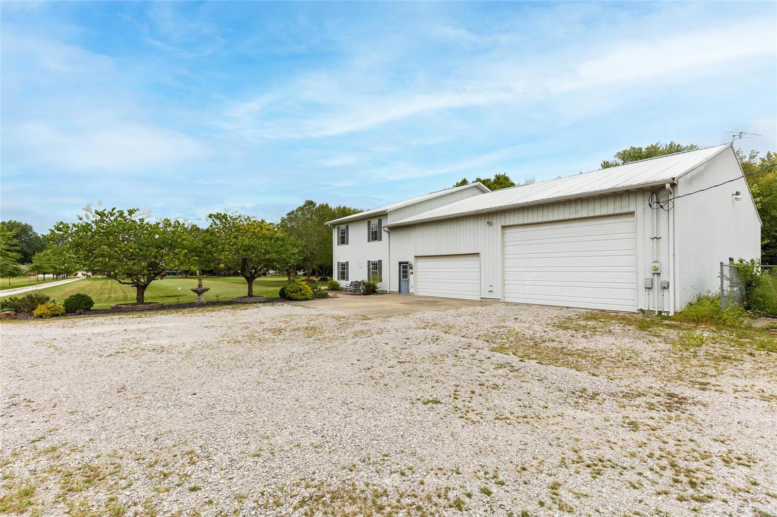 918 Reservoir Road Staunton, IL 62088 - Photo 42 of 44