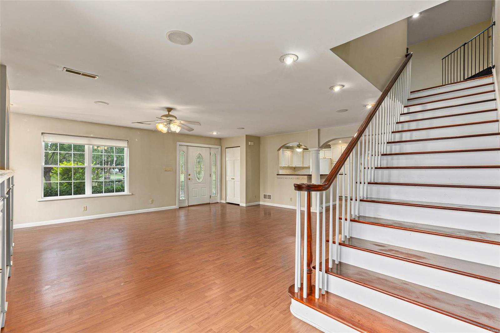 918 Reservoir Road Staunton, IL 62088 - Photo 5 of 44