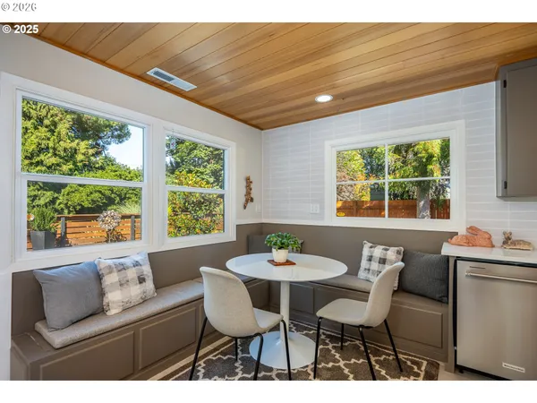 $779,000 | 2015 Eastwood Lane, Eugene, OR 97401