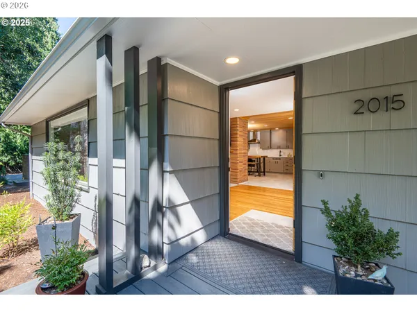 $779,000 | 2015 Eastwood Lane, Eugene, OR 97401