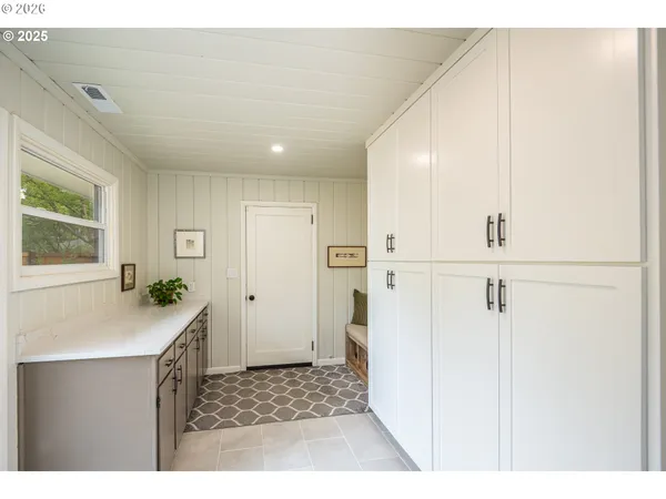 $779,000 | 2015 Eastwood Lane, Eugene, OR 97401