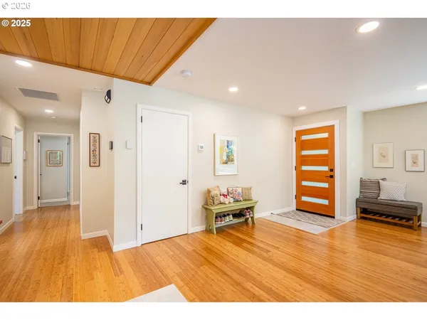 $779,000 | 2015 Eastwood Lane, Eugene, OR 97401