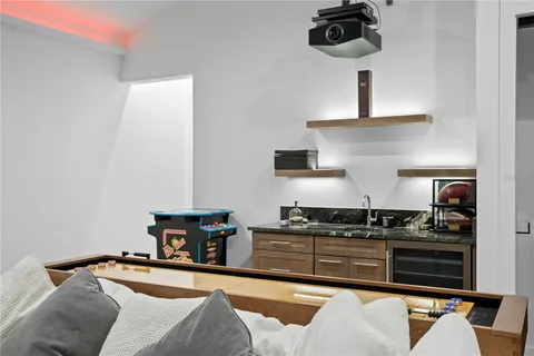 $3,499,000 | 3007 South West Shore Boulevard, Tampa, FL 33629