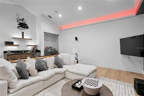 $3,499,000 | 3007 South West Shore Boulevard, Tampa, FL 33629