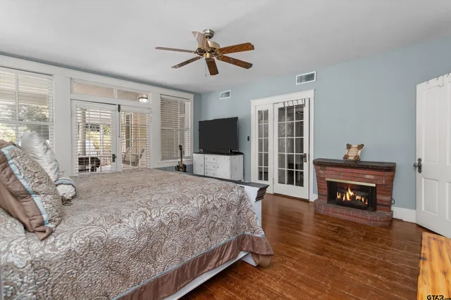 $445,000 | 712 Lamar Avenue, Crockett, TX 75835