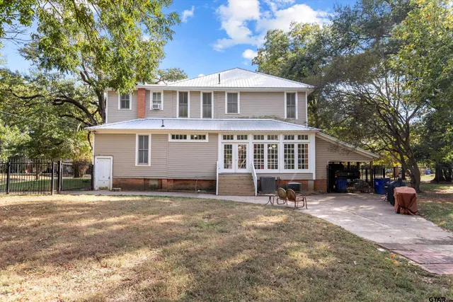 $445,000 | 712 Lamar Avenue, Crockett, TX 75835