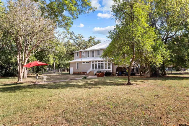 $445,000 | 712 Lamar Avenue, Crockett, TX 75835