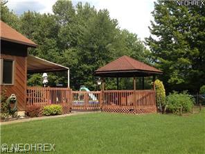 881 Ravenna Road Kent, OH 44240 - Photo 3 of 22 Covered Porch and gazebo