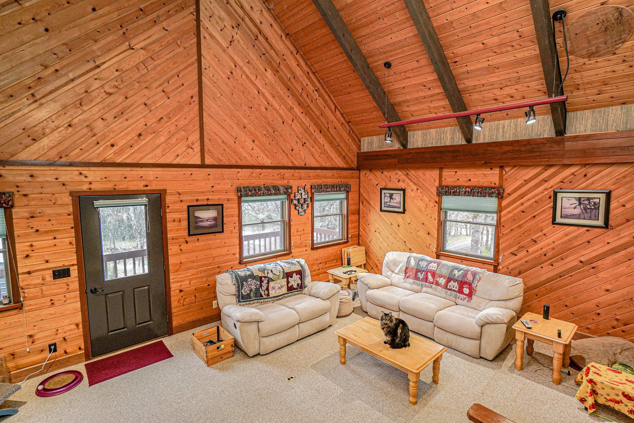 1445 South Obenchain Road Eagle Point, OR 97524 - Photo 8 of 53 DSC07736