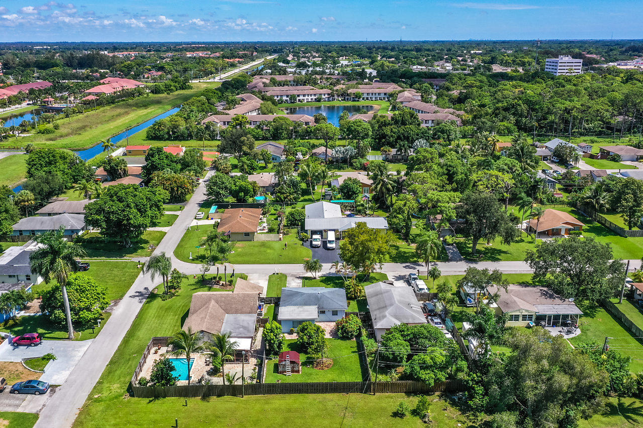 5442 Washington Road Delray Beach, FL 33484 - Photo 27 of 33 010-5442WashingtonRoad-DelrayBeach-FL-33