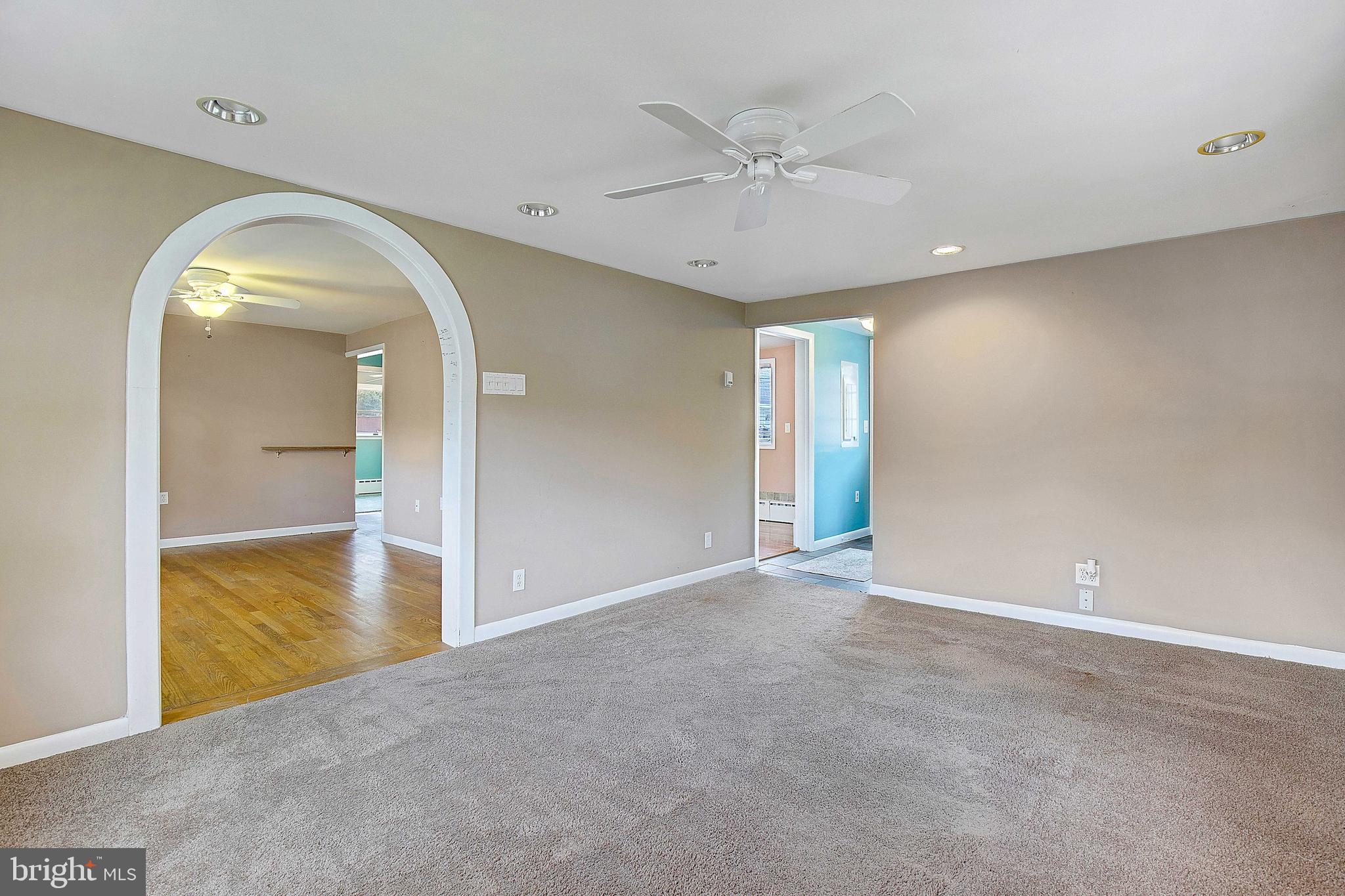 1715 Tacoma Road Edgewater, MD 21037 - Photo 12 of 20 Family Room