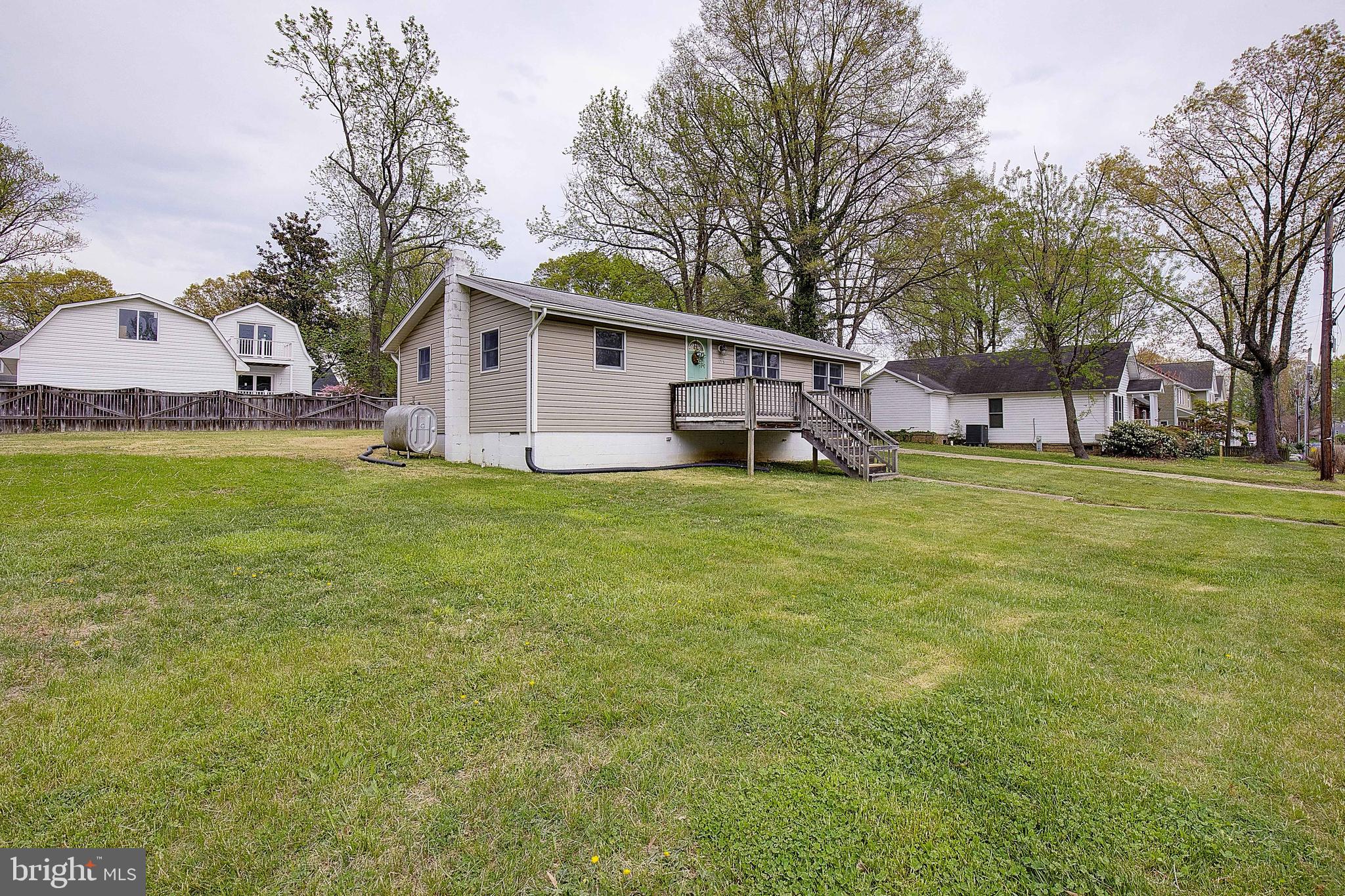 1715 Tacoma Road Edgewater, MD 21037 - Photo 2 of 20 Nice Yard