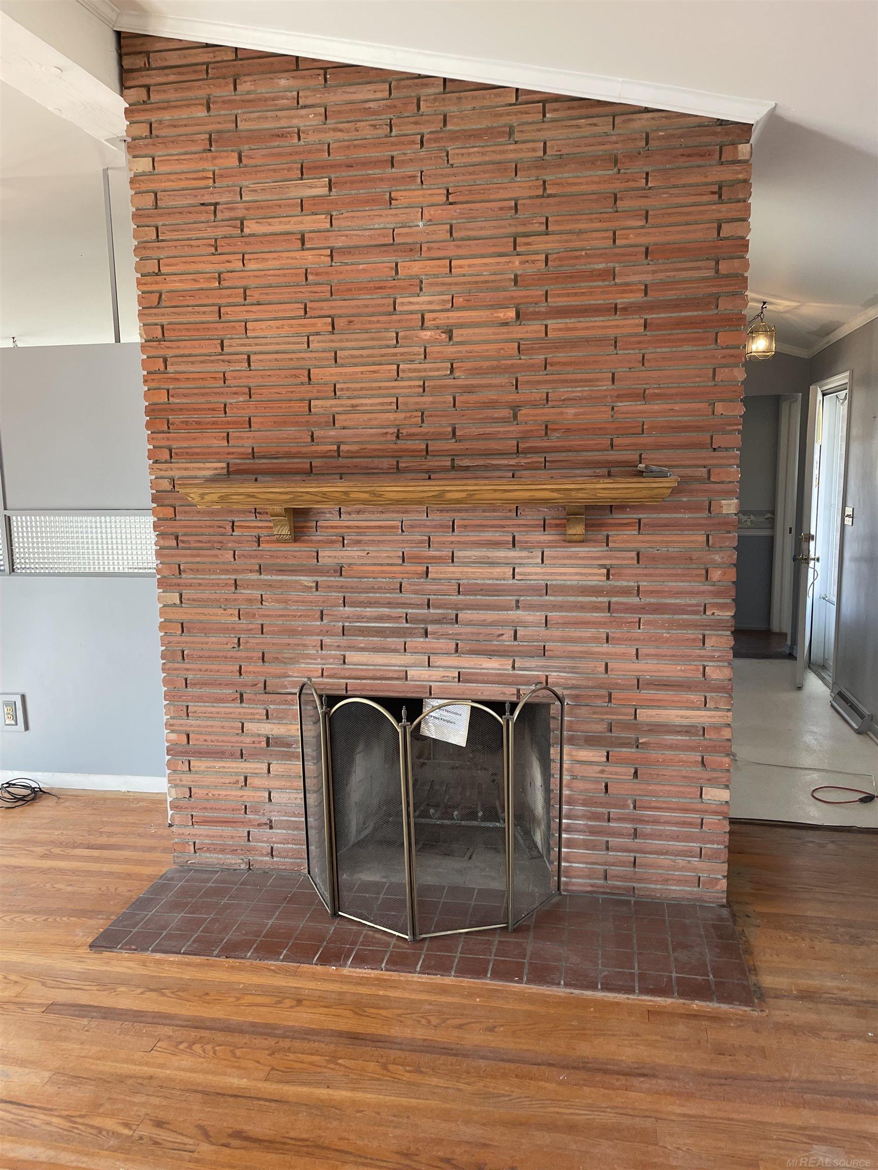 2405 Riverside Drive Port Huron, MI 48060 - Photo 6 of 39
