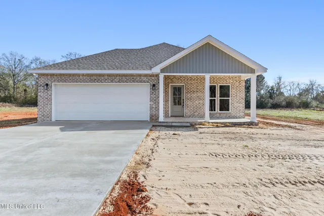 $265,000 | 210 Marshall Smith Road, Lucedale, MS 39452