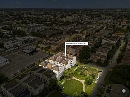 $555,000 | 821 Lester Street, Houston, TX 77007