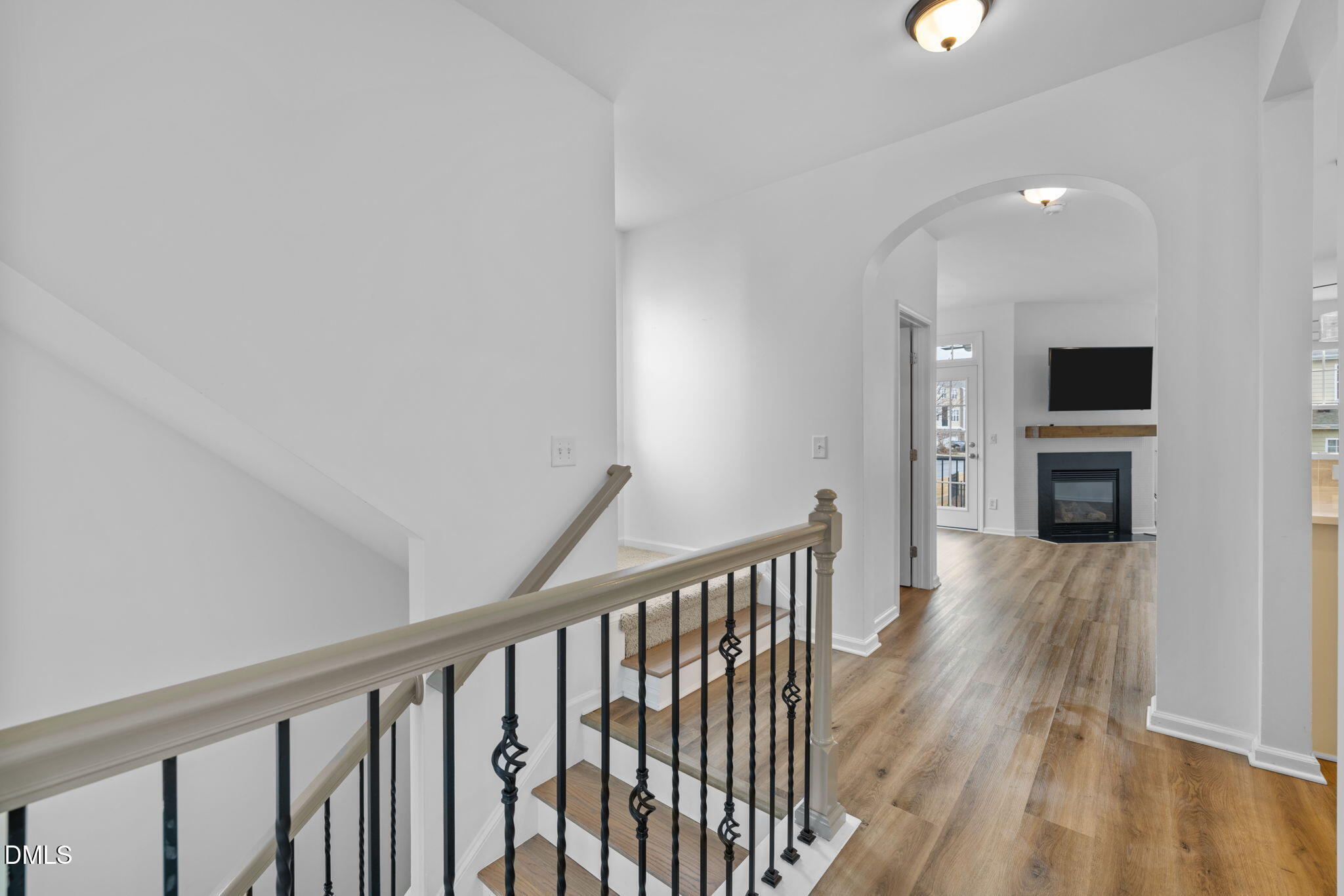 10122 Glen Autumn Road Raleigh, NC 27617 - Photo 10 of 32 8-web-or-mls-5Z8A9633
