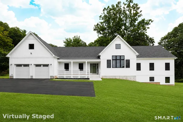 $949,900 | 124 Nooks Hill Road, Cromwell, CT 06416