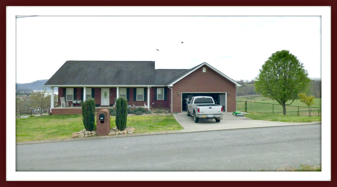 337 Pocahontas Lane Rutledge, TN 37861 - Photo 1 of 24 P1150158f