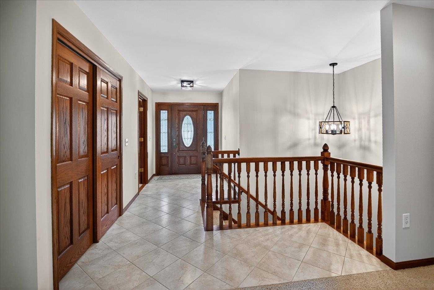 409 Badger Lane Waunakee, WI 53597 - Photo 11 of 51