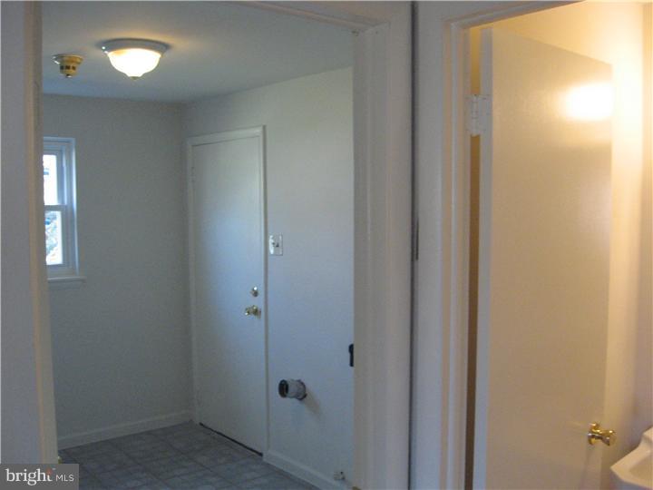 4 Scattergood Road Cherry Hill, NJ 08003 - Photo 4 of 21 Gallery Image 4