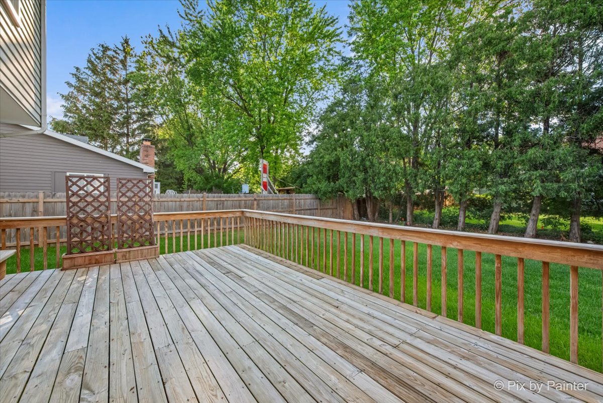 676 Concord Drive Crystal Lake, IL 60014 - Photo 29 of 38 a view of balcony with wooden floor