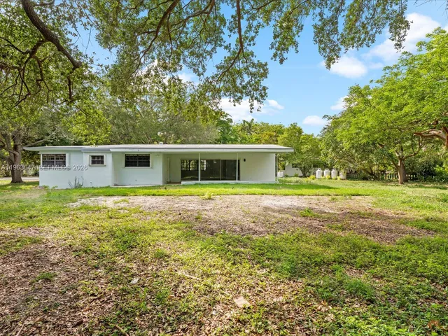 $1,499,999 | 9315 Southwest 72nd Avenue, Pinecrest, FL 33156