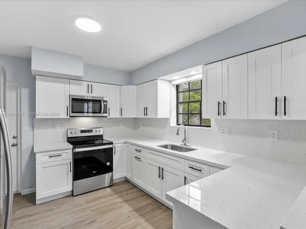 $1,499,999 | 9315 Southwest 72nd Avenue, Pinecrest, FL 33156