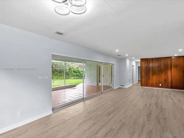 $1,499,999 | 9315 Southwest 72nd Avenue, Pinecrest, FL 33156