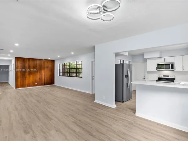 $1,499,999 | 9315 Southwest 72nd Avenue, Pinecrest, FL 33156