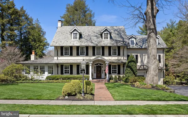 $2,950,000 | 201 East Oak Avenue, Moorestown, NJ 08057