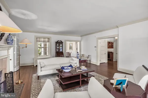 $2,950,000 | 201 East Oak Avenue, Moorestown, NJ 08057
