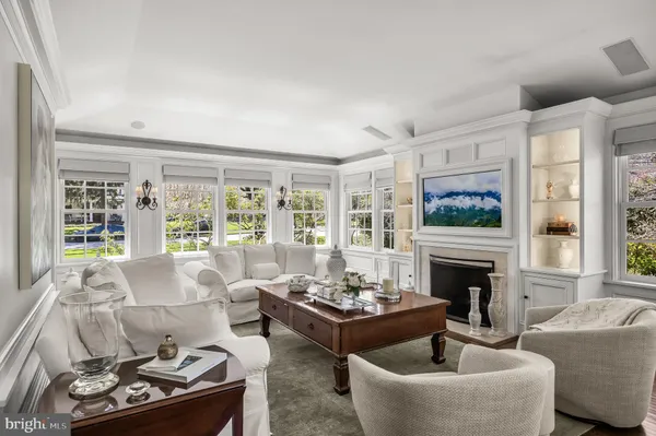 $2,950,000 | 201 East Oak Avenue, Moorestown, NJ 08057