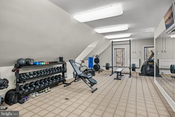 $2,950,000 | 201 East Oak Avenue, Moorestown, NJ 08057