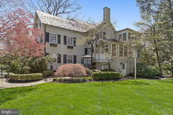 $2,950,000 | 201 East Oak Avenue, Moorestown, NJ 08057