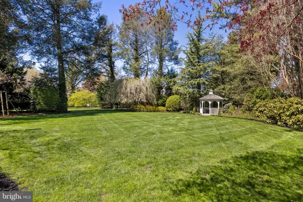 $2,950,000 | 201 East Oak Avenue, Moorestown, NJ 08057