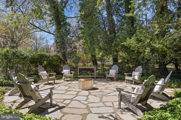 $2,950,000 | 201 East Oak Avenue, Moorestown, NJ 08057