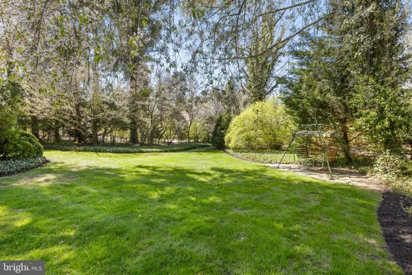 $2,950,000 | 201 East Oak Avenue, Moorestown, NJ 08057