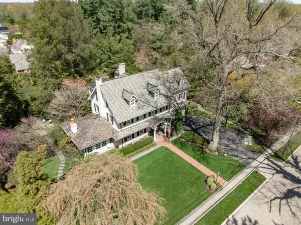 $2,950,000 | 201 East Oak Avenue, Moorestown, NJ 08057