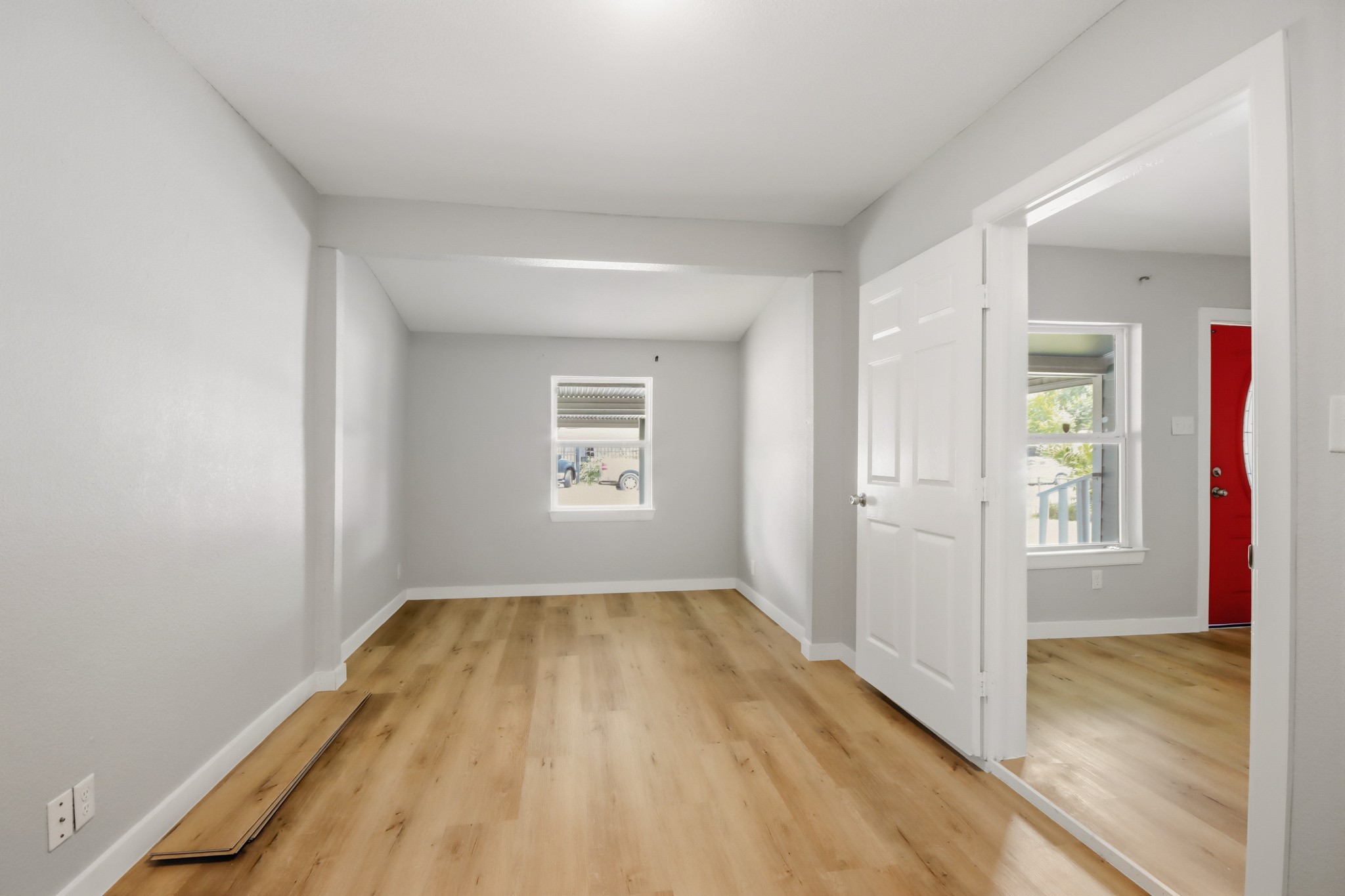 10430 Wiggins Street Houston, TX 77029 - Photo 14 of 27 Primary bedroom #1