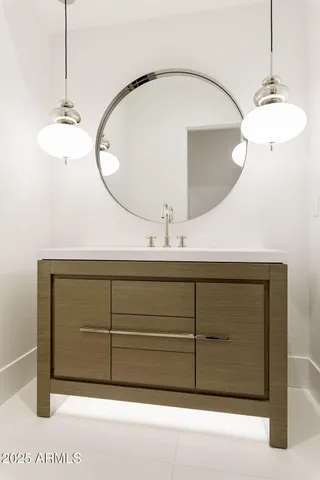 $2,275,000 | 3045 East Coolidge Street, Phoenix, AZ 85016