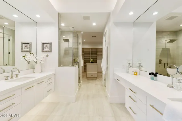 $2,275,000 | 3045 East Coolidge Street, Phoenix, AZ 85016