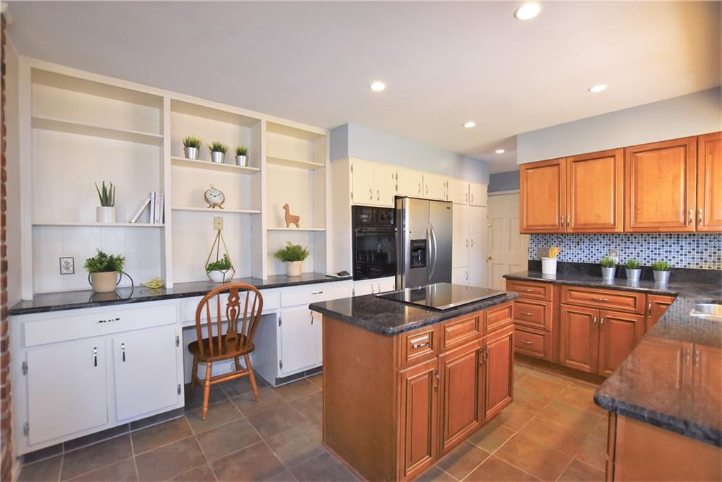 6214 Graham Road Indianapolis, IN 46220 - Photo 16 of 40 Gallery Image 16