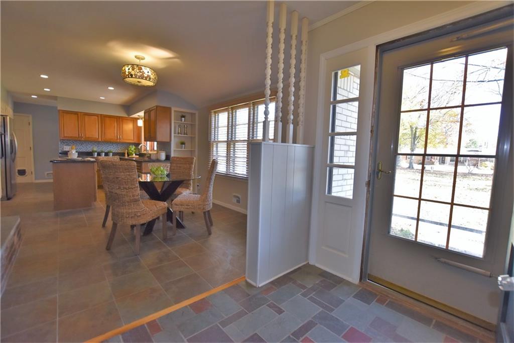 6214 Graham Road Indianapolis, IN 46220 - Photo 3 of 40 Gallery Image 3