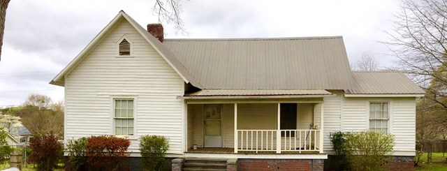114 Morgan Street Valley, AL 36854 - Photo 1 of 8 Main View