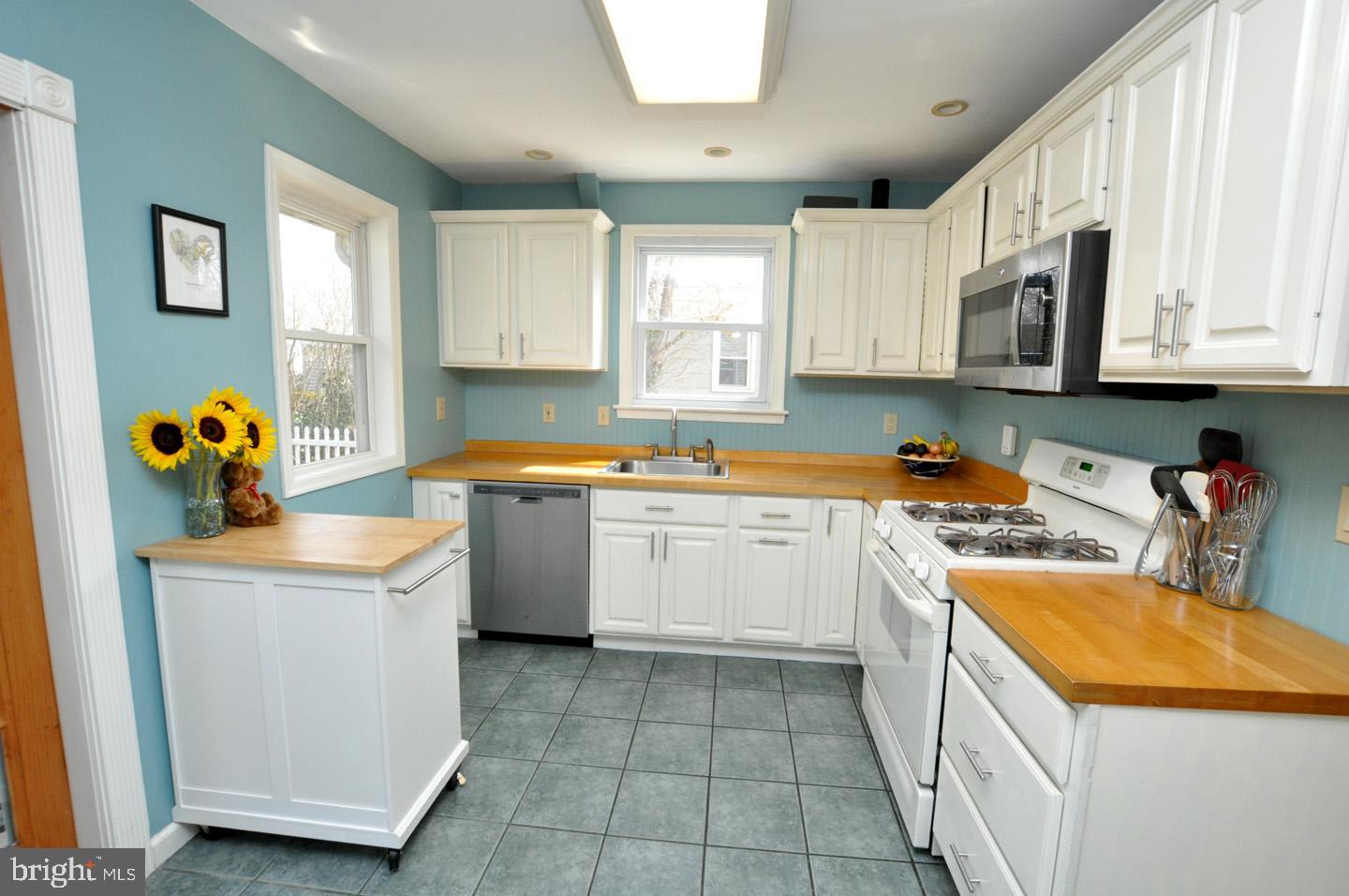 112 Sunnybrook Road Cherry Hill, NJ 08034 - Photo 12 of 23